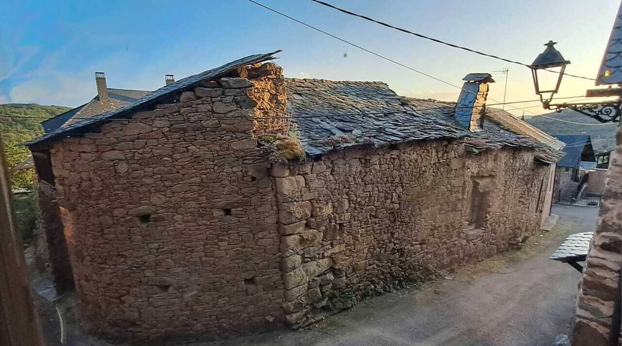 Dom na sprzedaż w Bembibre - 6 000 € (Ref: 9362739)