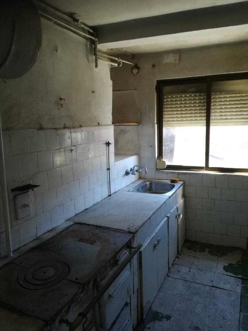 5 slaapkamer Huis te koop in Torre del Bierzo - € 19.900 (Ref: 9362743)