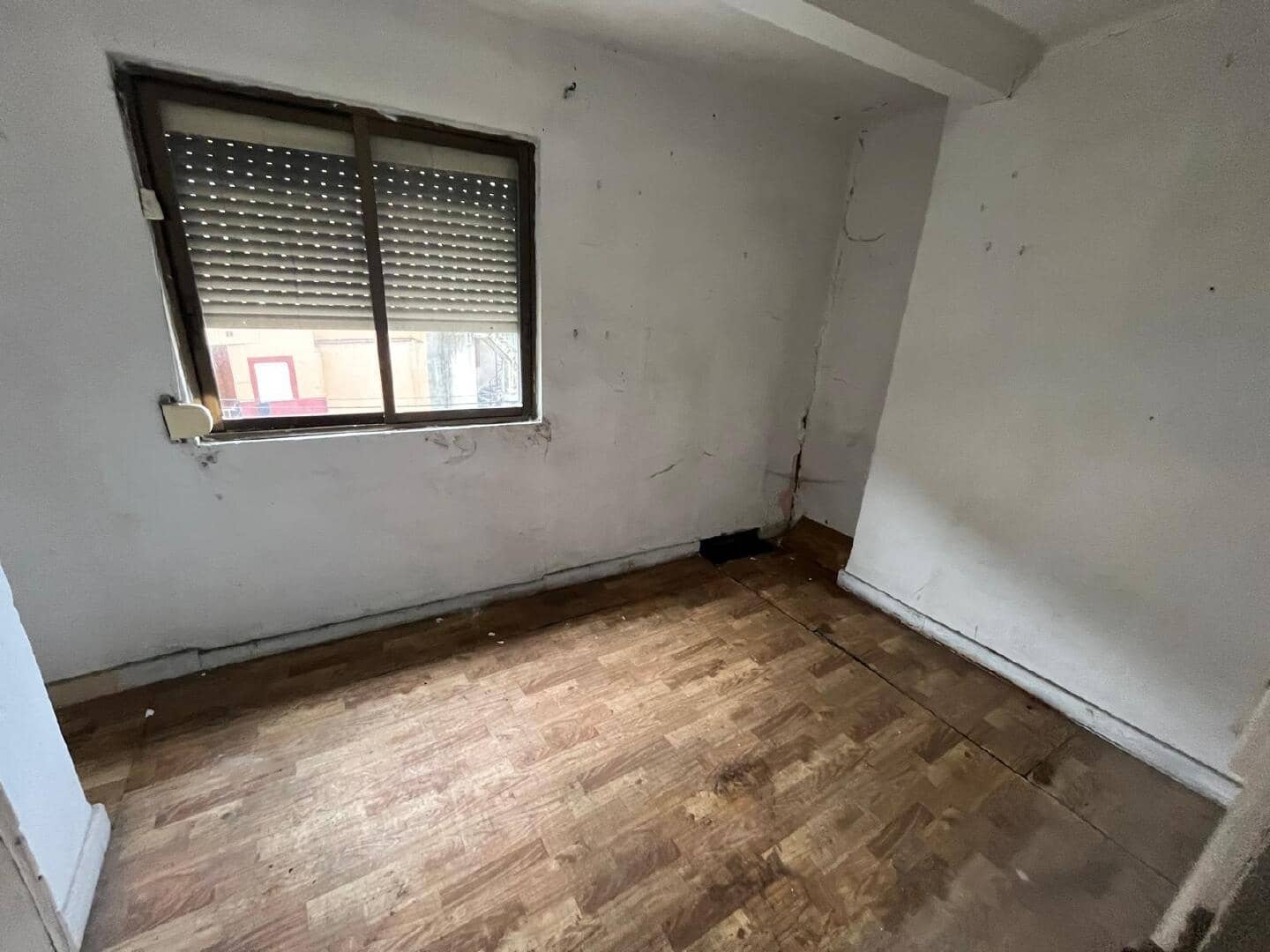 5 slaapkamer Huis te koop in Torre del Bierzo - € 19.900 (Ref: 9362743)