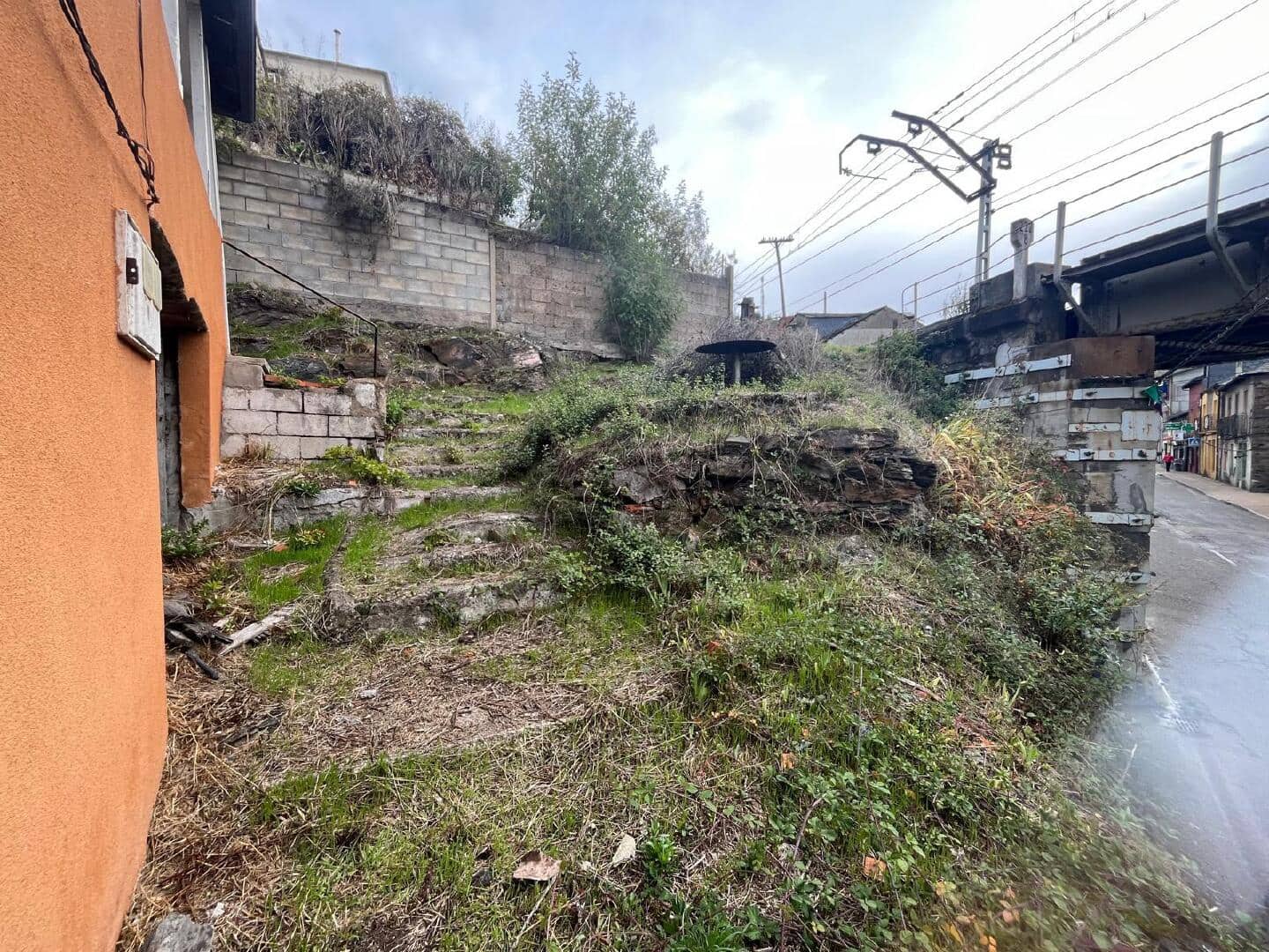 5 slaapkamer Huis te koop in Torre del Bierzo - € 19.900 (Ref: 9362743)