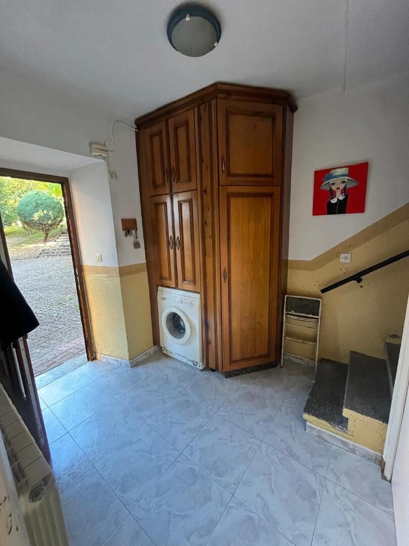 4 slaapkamer Huis te koop in Bembibre - € 43.000 (Ref: 9362745)