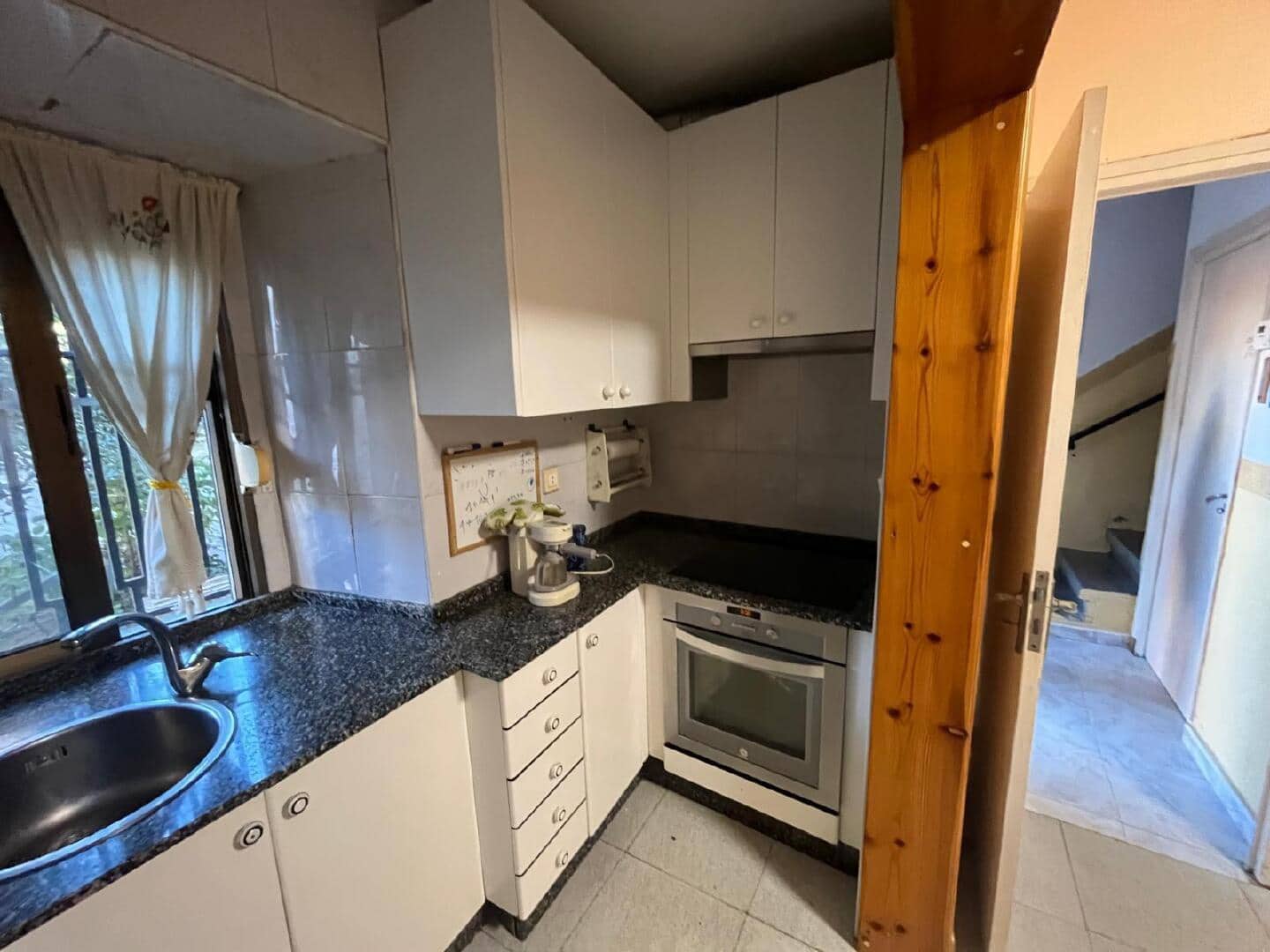 4 slaapkamer Huis te koop in Bembibre - € 43.000 (Ref: 9362745)