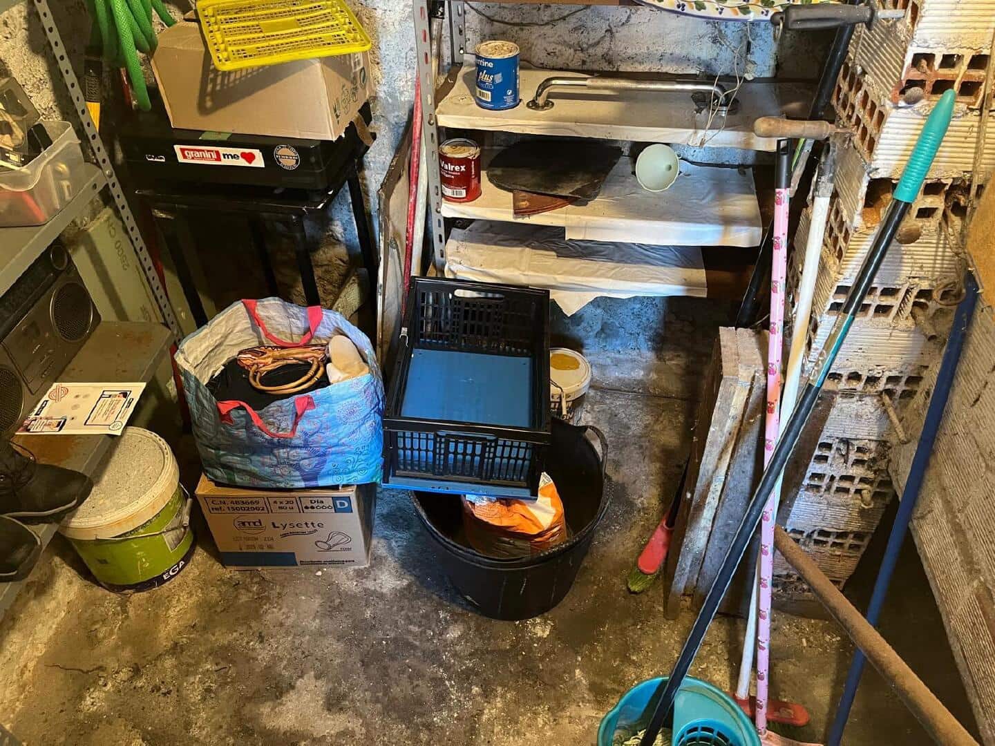 4 slaapkamer Huis te koop in Bembibre - € 43.000 (Ref: 9362745)