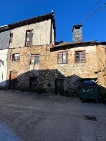 5 bedroom Townhouse for sale in Bembibre - € 30,000 (Ref: 9362746)