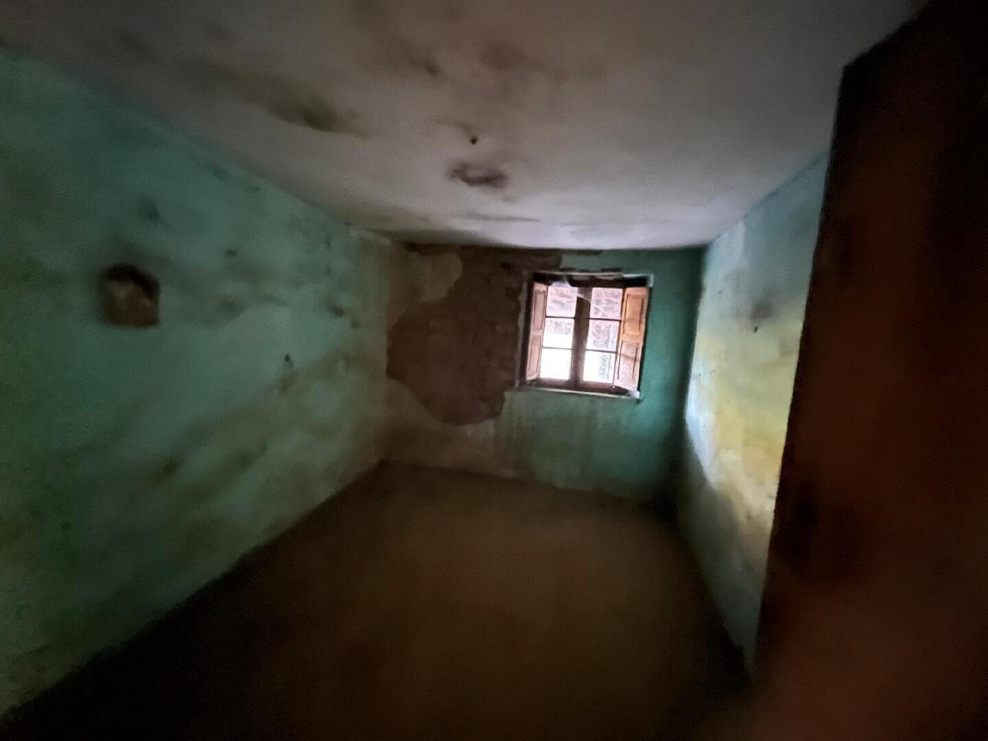 5 bedroom Townhouse for sale in Bembibre - € 30,000 (Ref: 9362746)