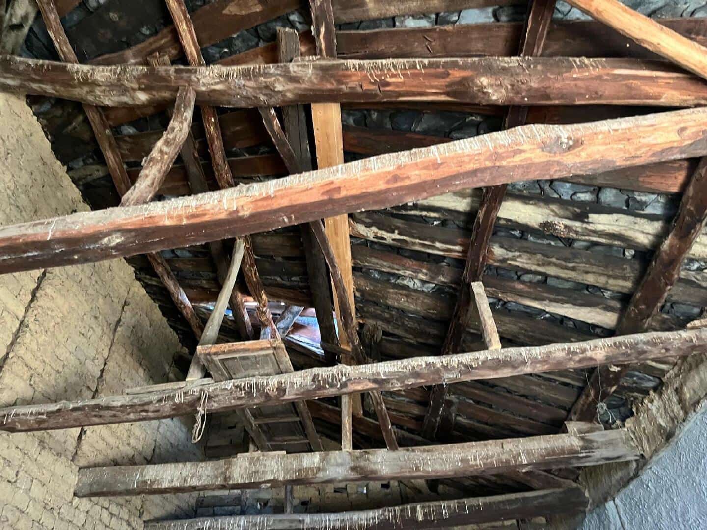 5 bedroom Townhouse for sale in Bembibre - € 30,000 (Ref: 9362746)