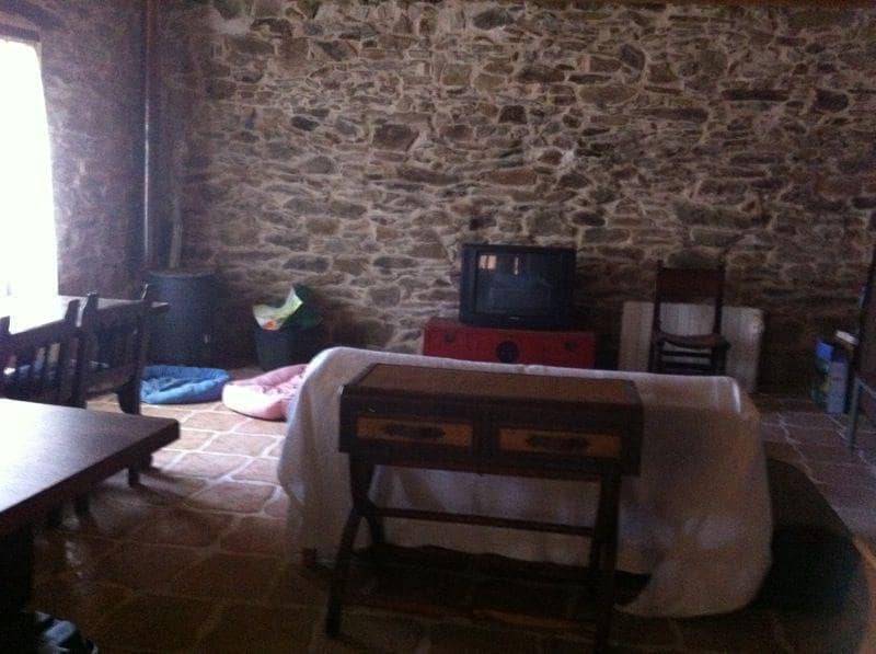 Huis te koop in Torre del Bierzo - € 40.000 (Ref: 9362747)