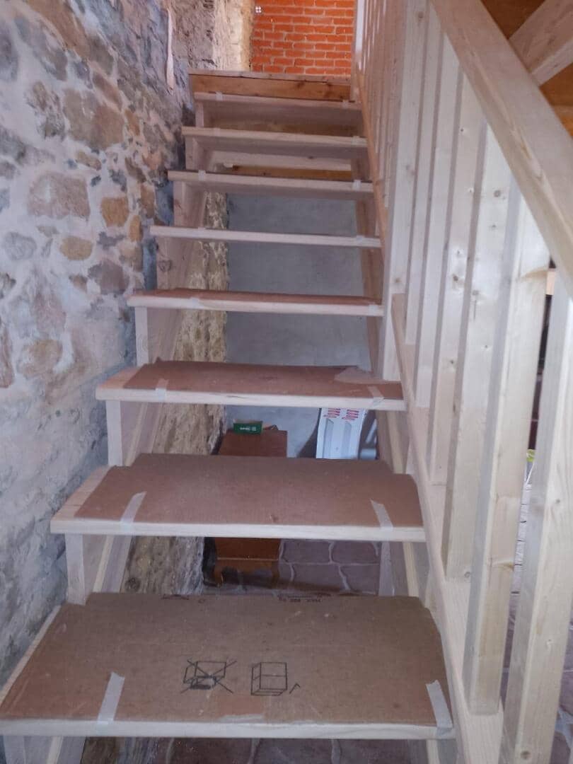 Huis te koop in Torre del Bierzo - € 40.000 (Ref: 9362747)