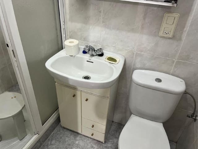 4 bedroom Townhouse for sale in Castropodame - € 64,500 (Ref: 9362748)