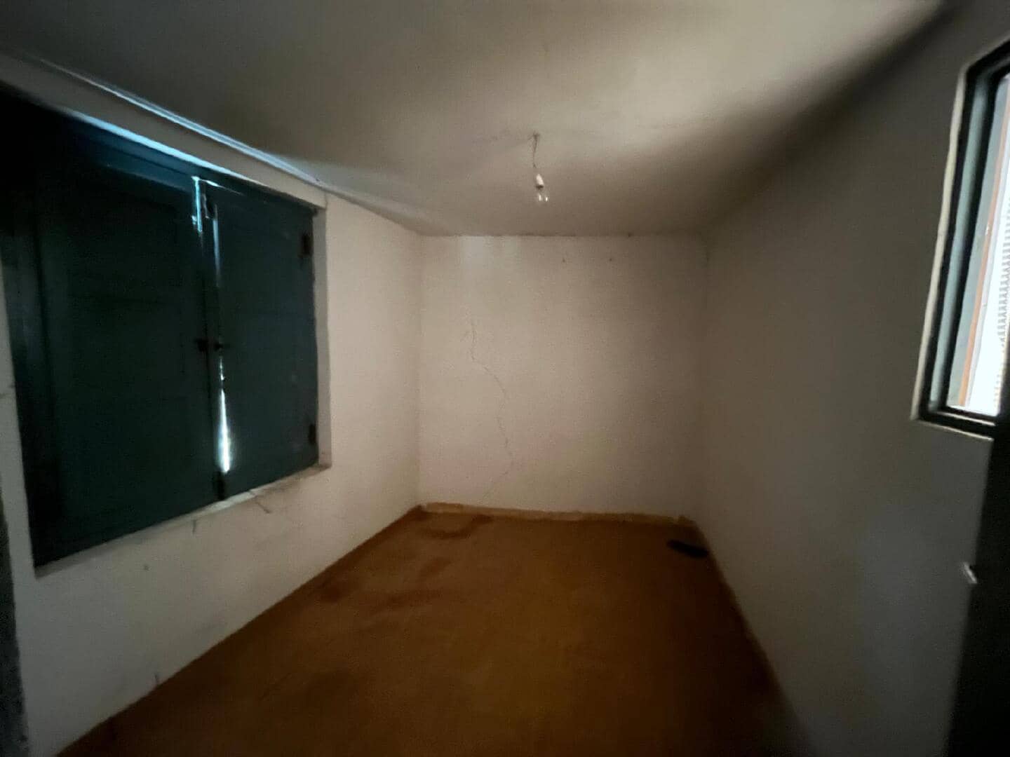 20 makuuhuone Omakotitalo myytävänä paikassa Castropodame - 35 000 € (Ref: 9362749)