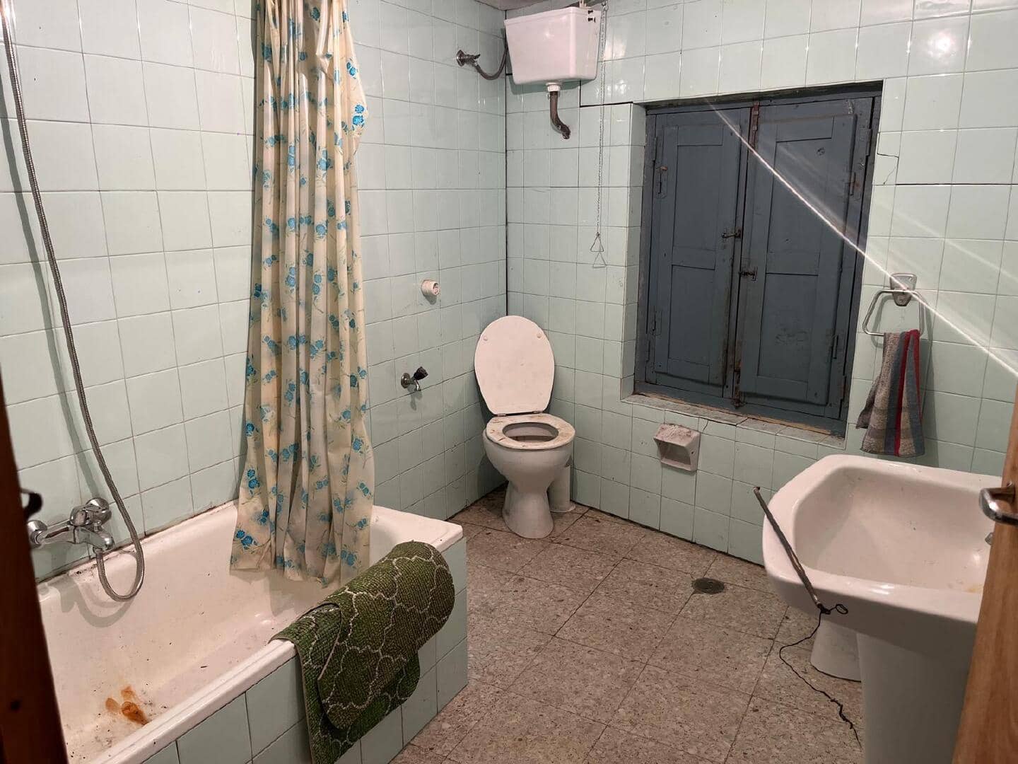 20 makuuhuone Omakotitalo myytävänä paikassa Castropodame - 35 000 € (Ref: 9362749)