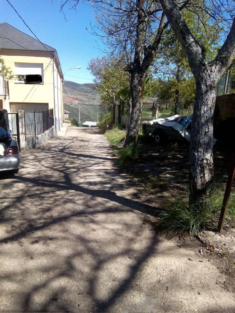 6 slaapkamer Huis te koop in Torre del Bierzo - € 80.000 (Ref: 9362752)