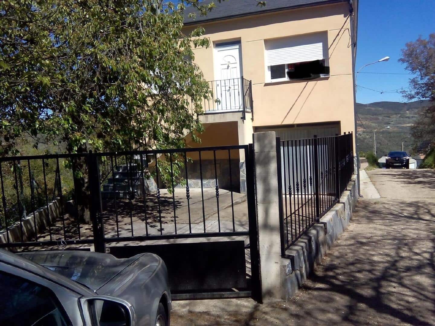 6 slaapkamer Huis te koop in Torre del Bierzo - € 80.000 (Ref: 9362752)