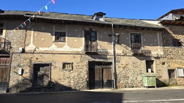 6 quarto Casa em Banda para venda em Noceda, Noceda del Bierzo - 85 000 € (Ref: 9362754)