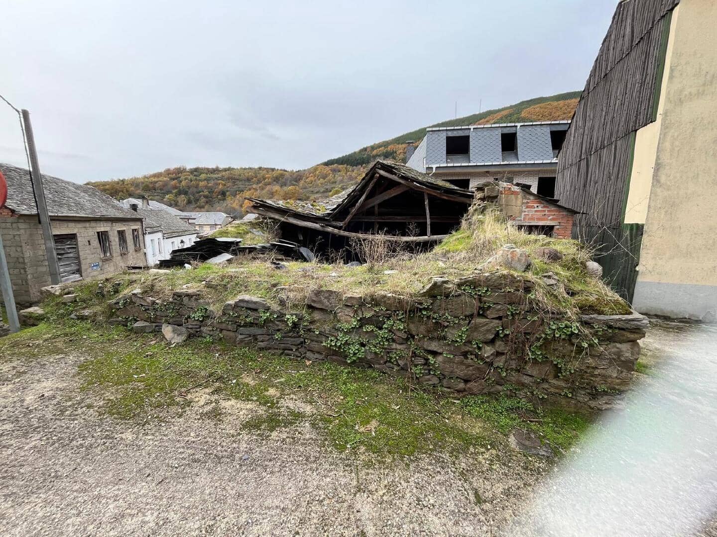 Huis te koop in Iguena - € 8.000 (Ref: 9362755)