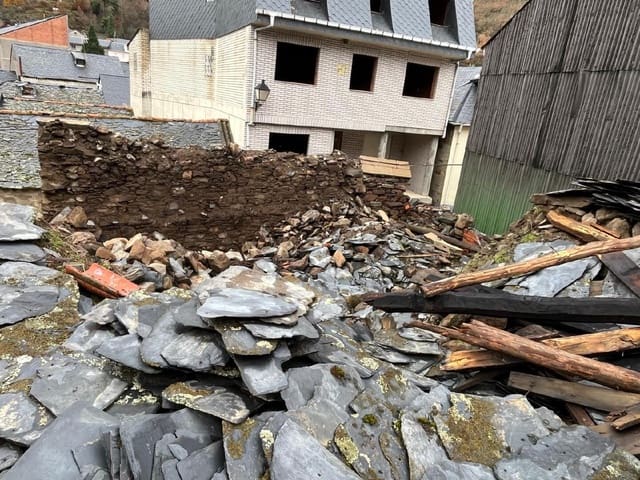 Terre non Aménagée à vendre à Igüeña - 8 000 € (Ref: 9362755)