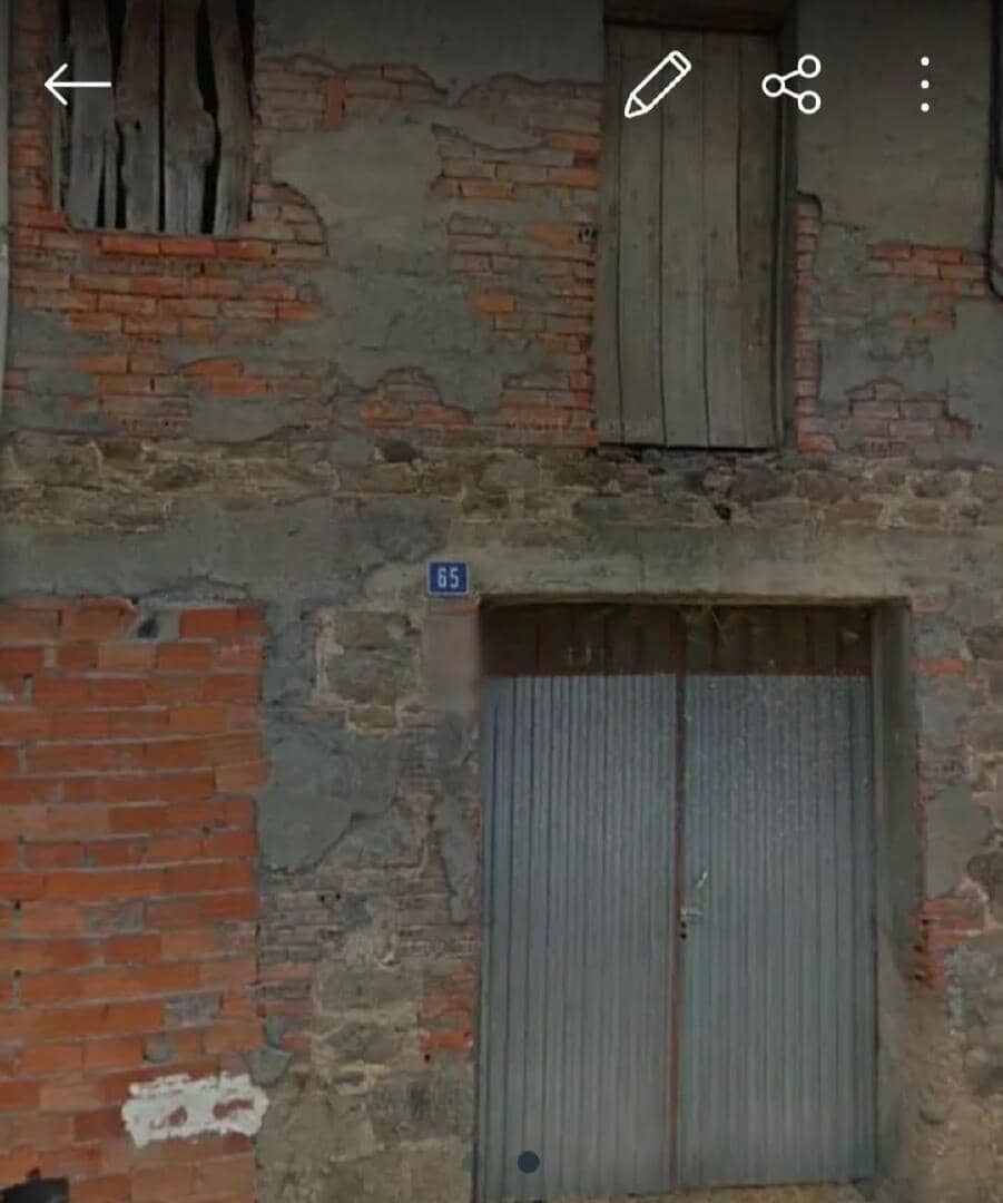 Omakotitalo myytävänä paikassa Noceda del Bierzo - 11 000 € (Ref: 9362756)