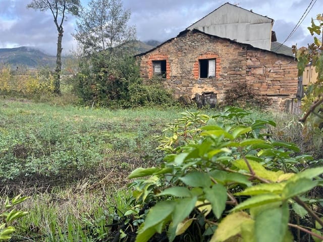 3 quarto Casa em Banda para venda em Noceda del Bierzo - 13 000 € (Ref: 9362761)