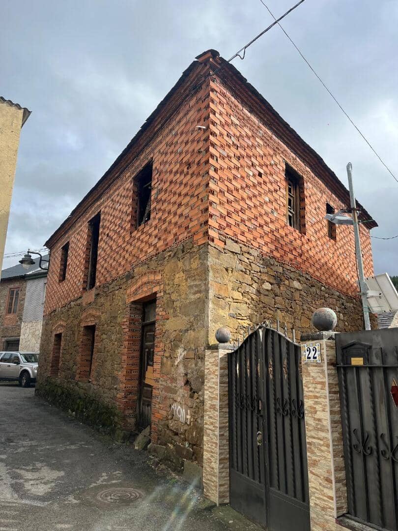 Huis te koop in Folgoso de la Ribera - € 15.000 (Ref: 9362762)