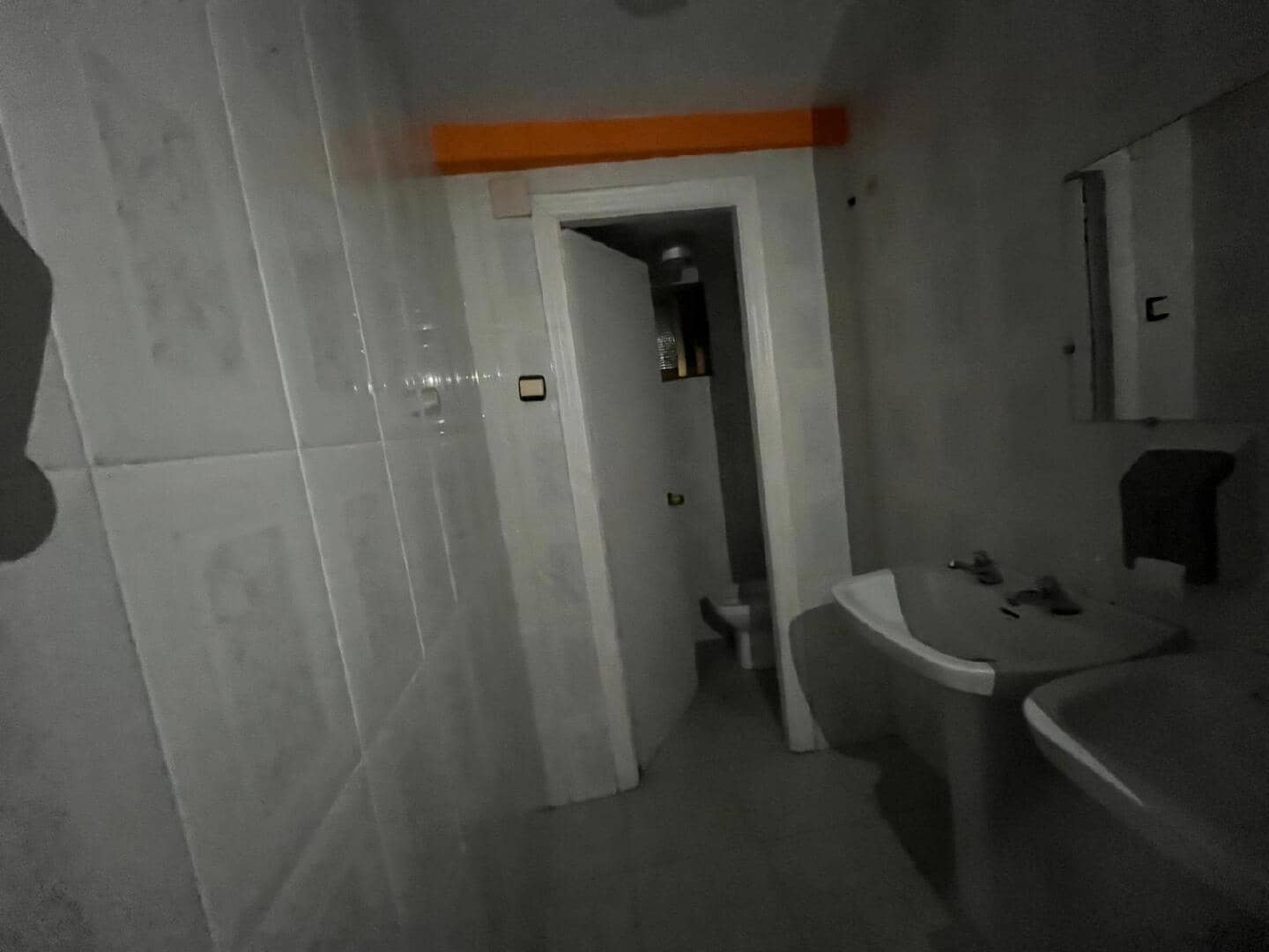 Commercieel te huur in Bembibre - € 1.200 (Ref: 9366902)