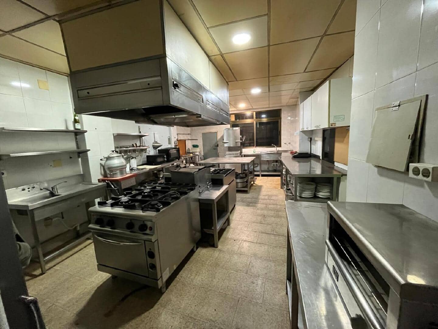 Commercieel te huur in Bembibre - € 1.200 (Ref: 9366902)