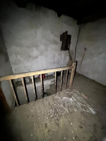 3 soverom Trehus til salgs i Bembibre - € 15 000 (Ref: 9374705)