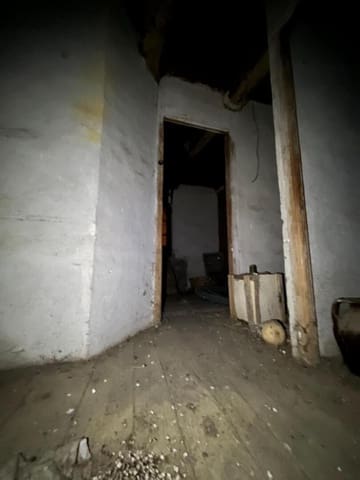 3 soverom Trehus til salgs i Bembibre - € 15 000 (Ref: 9374705)