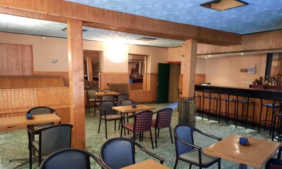 4 slaapkamer Huis te koop in Noceda del Bierzo - € 109.000 (Ref: 9378656)