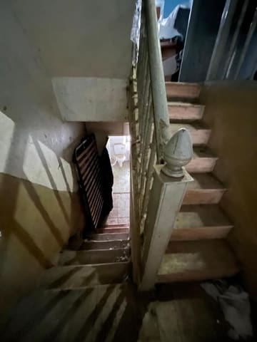 4 bedroom Townhouse for sale in Bembibre - € 37,000 (Ref: 9410377)