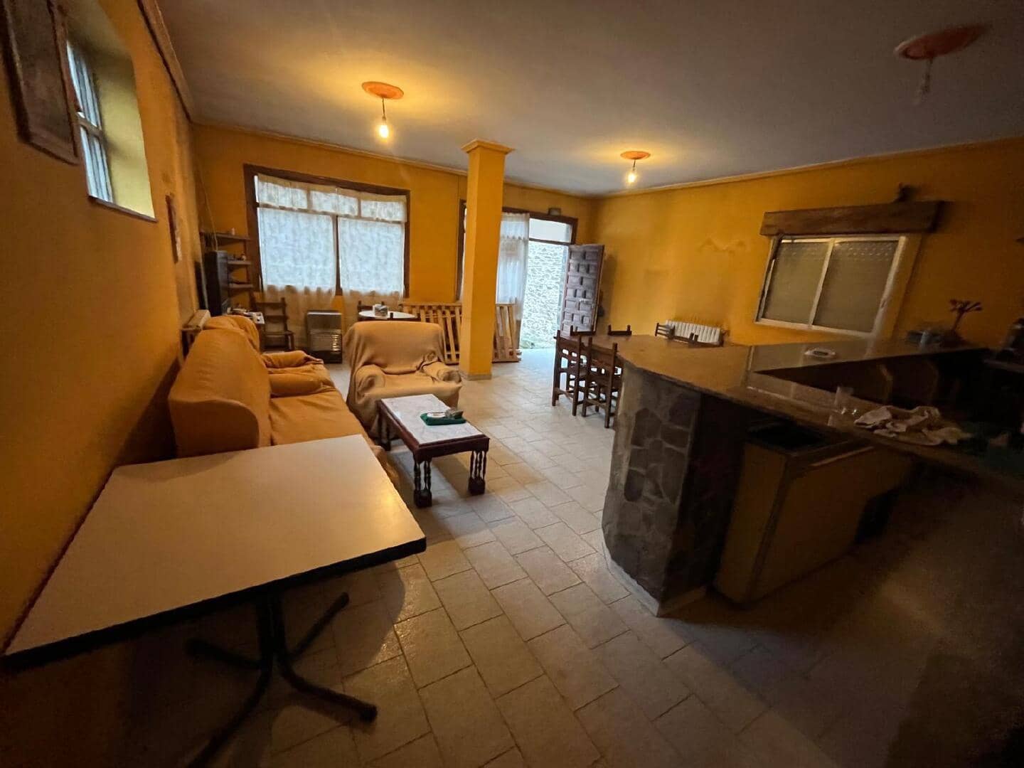 6 bedroom Townhouse for sale in Iguena - € 75,000 (Ref: 9410378)