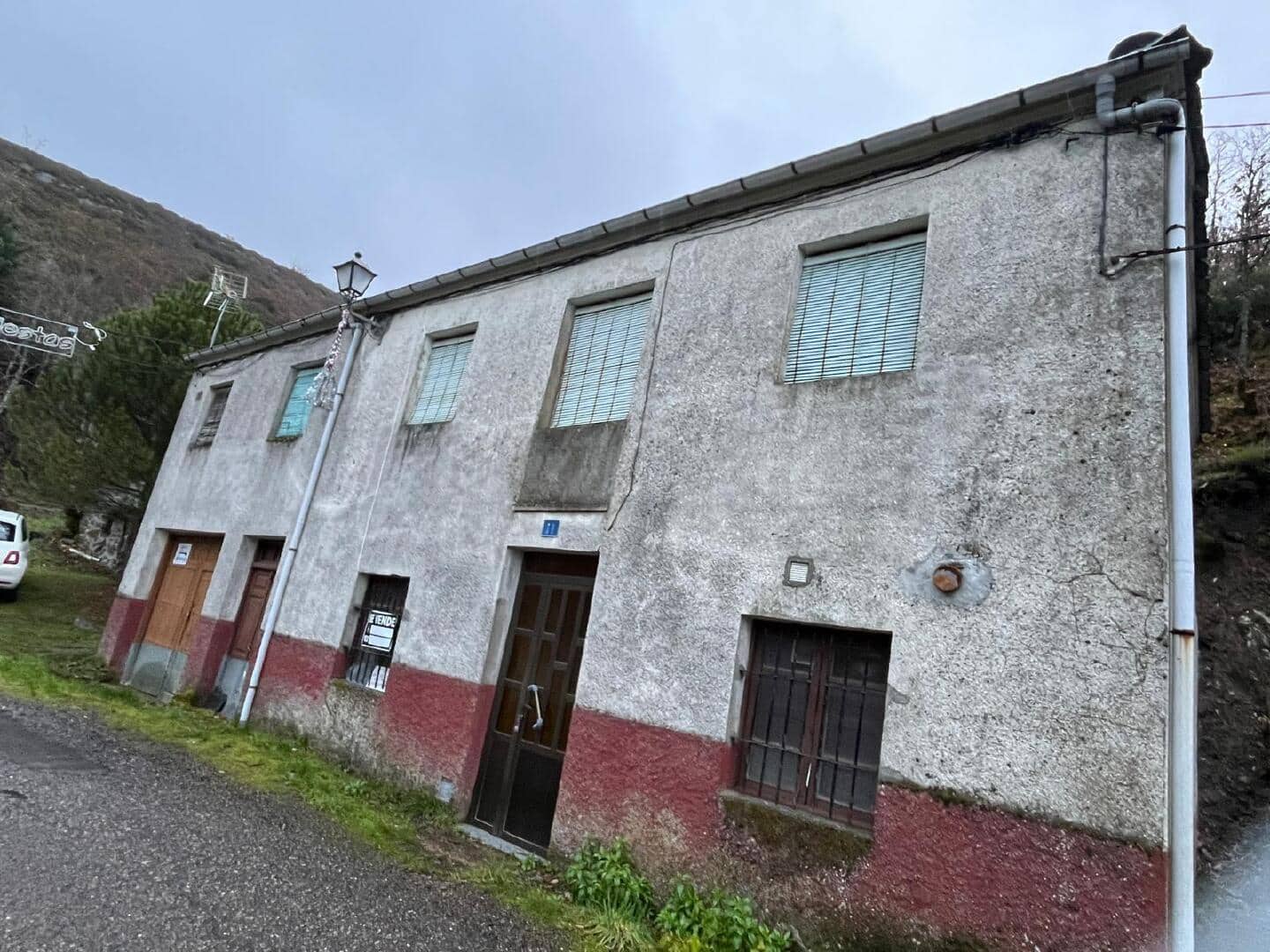 4 makuuhuone Omakotitalo myytävänä paikassa Iguena - 40 000 € (Ref: 9471627)