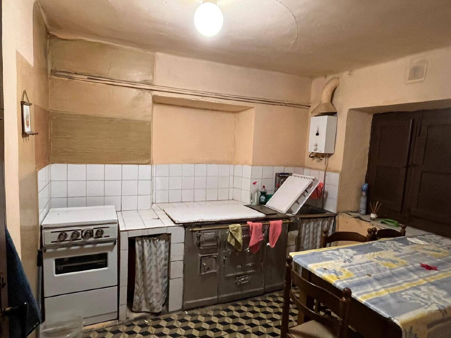 4 makuuhuone Omakotitalo myytävänä paikassa Iguena - 40 000 € (Ref: 9471627)