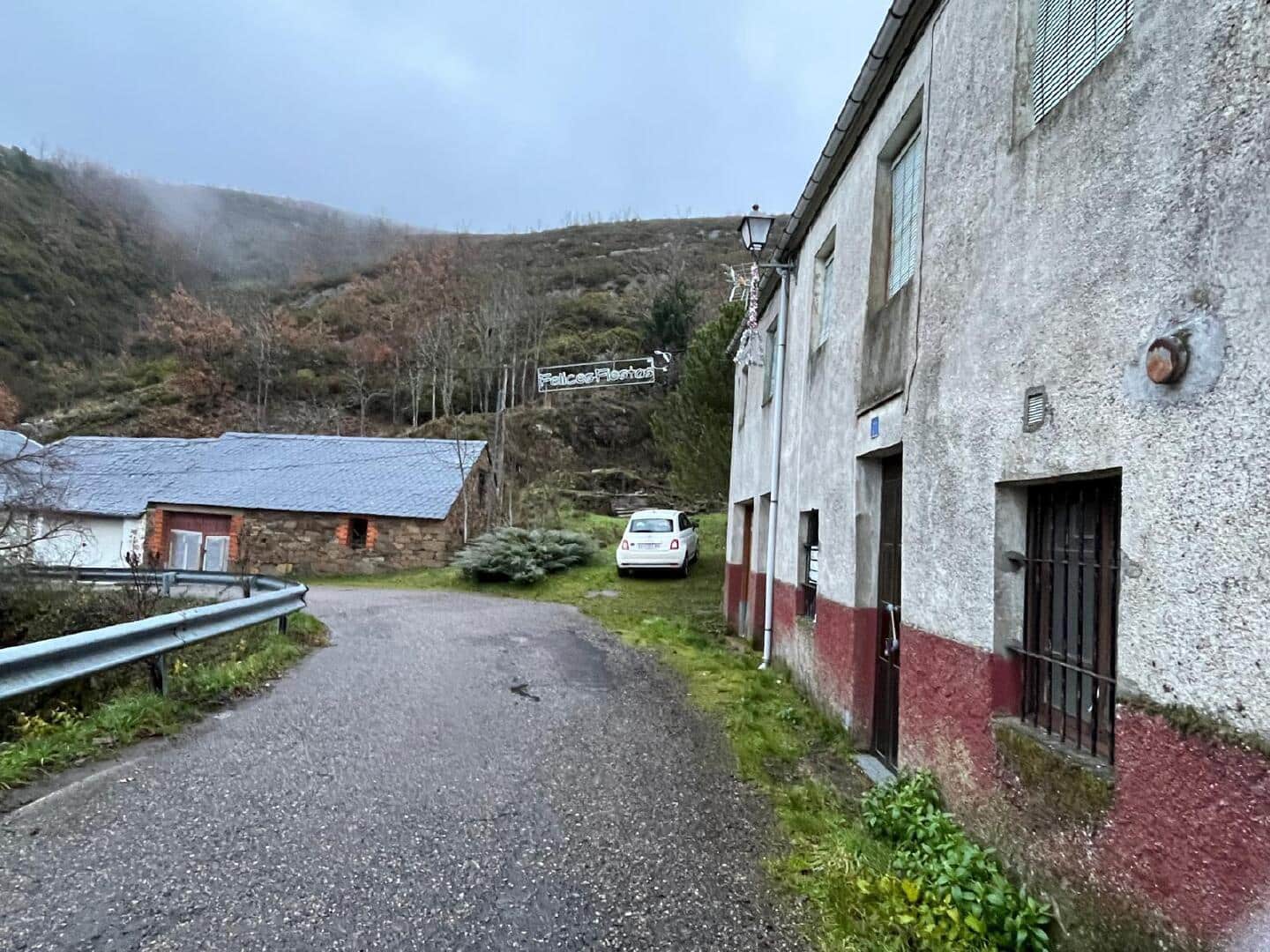 4 makuuhuone Omakotitalo myytävänä paikassa Iguena - 40 000 € (Ref: 9471627)