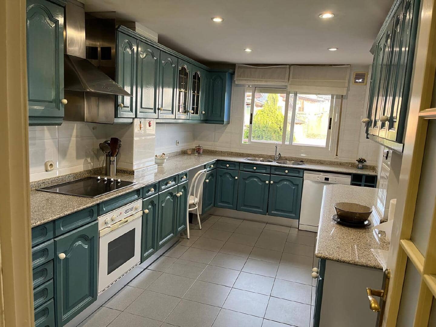 4 bedroom Apartment for sale in Bembibre - € 98,000 (Ref: 9480912)