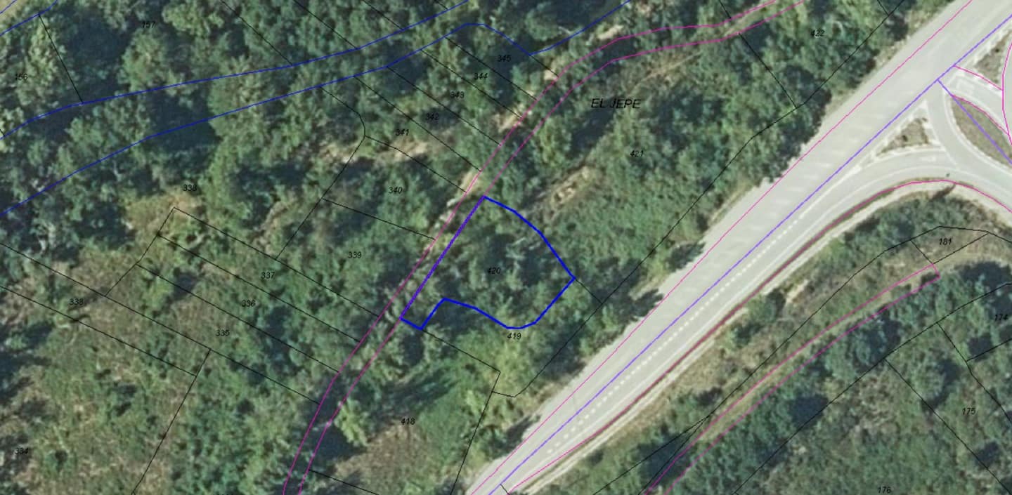 Undeveloped Land for sale in Quintana del Castillo - € 9,700 (Ref: 9488248)