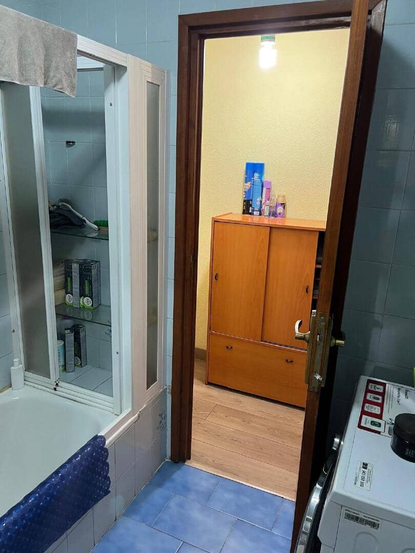 3 bedroom Apartment for sale in Torre del Bierzo - € 39,000 (Ref: 9550342)