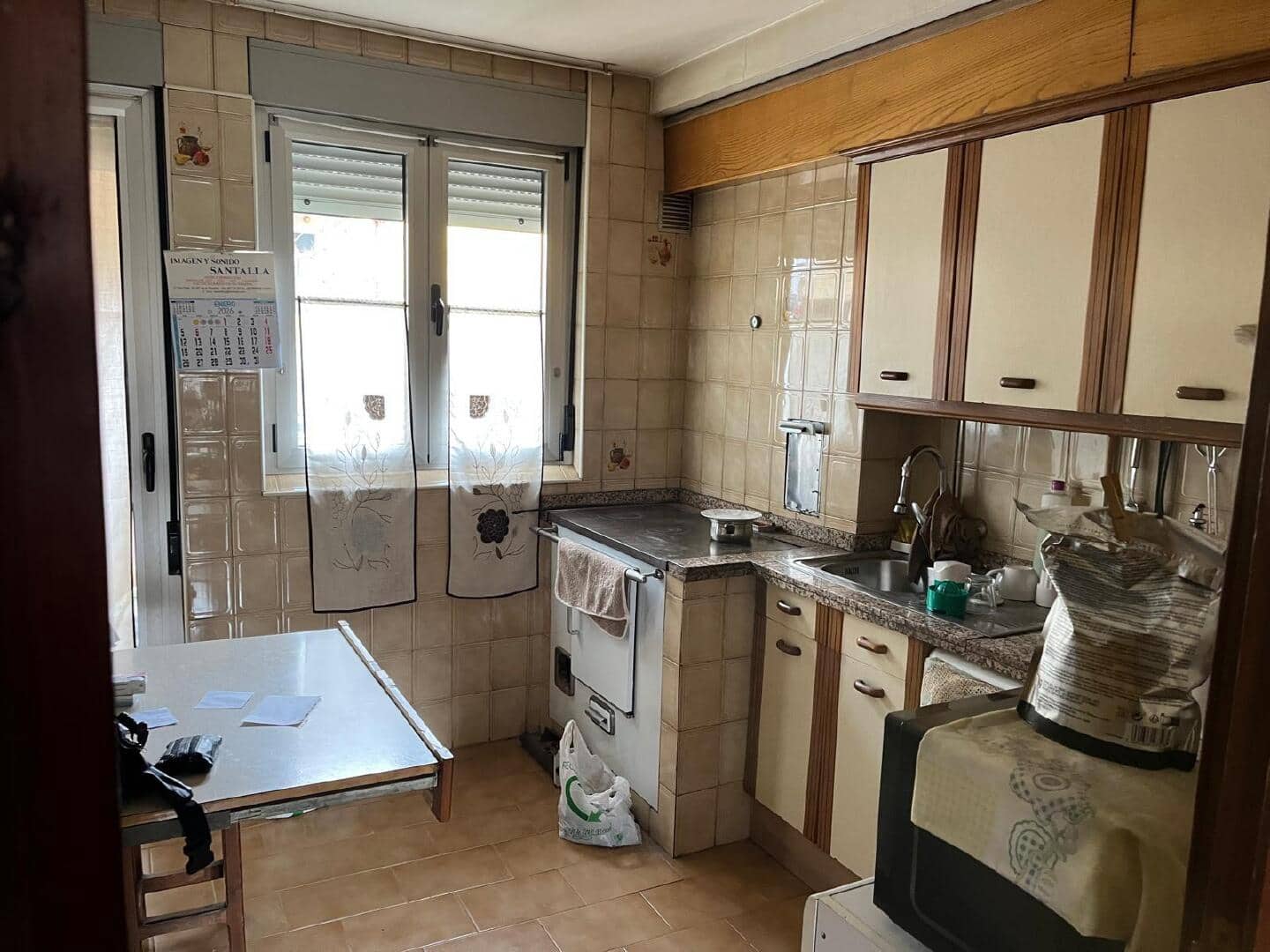 3 bedroom Apartment for sale in Torre del Bierzo - € 39,000 (Ref: 9550342)