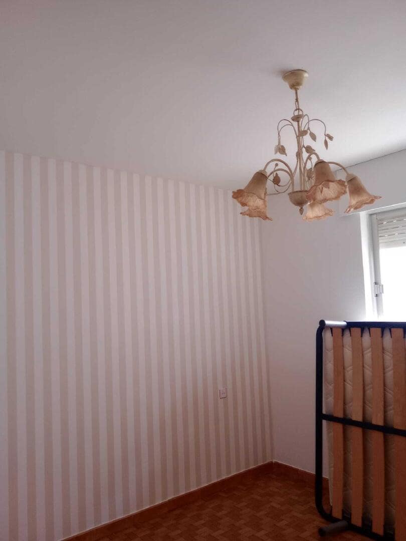 3 soveværelse Lejlighed til salg i Torre del Bierzo - € 65.000 (Ref: 9559791)