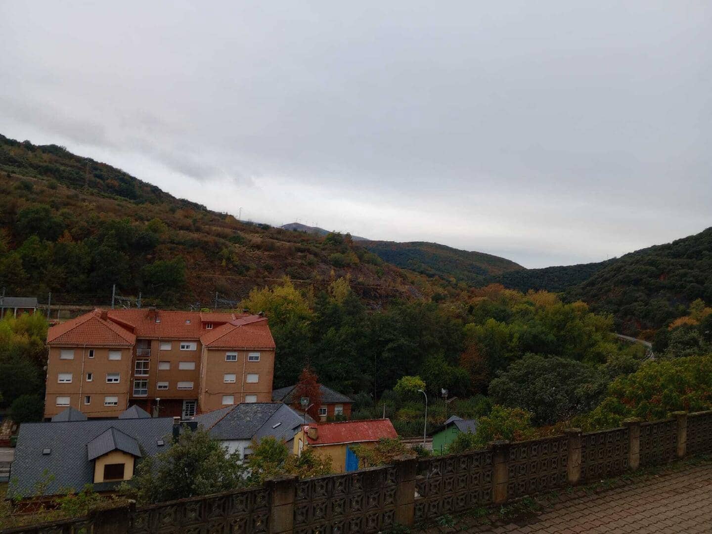 3 soveværelse Lejlighed til salg i Torre del Bierzo - € 65.000 (Ref: 9559791)