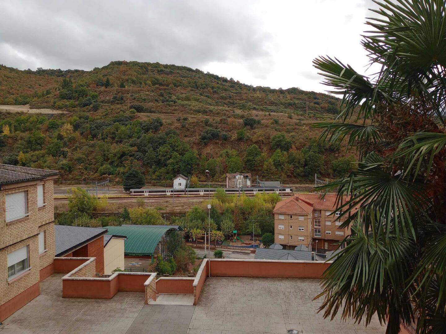 3 soveværelse Lejlighed til salg i Torre del Bierzo - € 65.000 (Ref: 9559791)