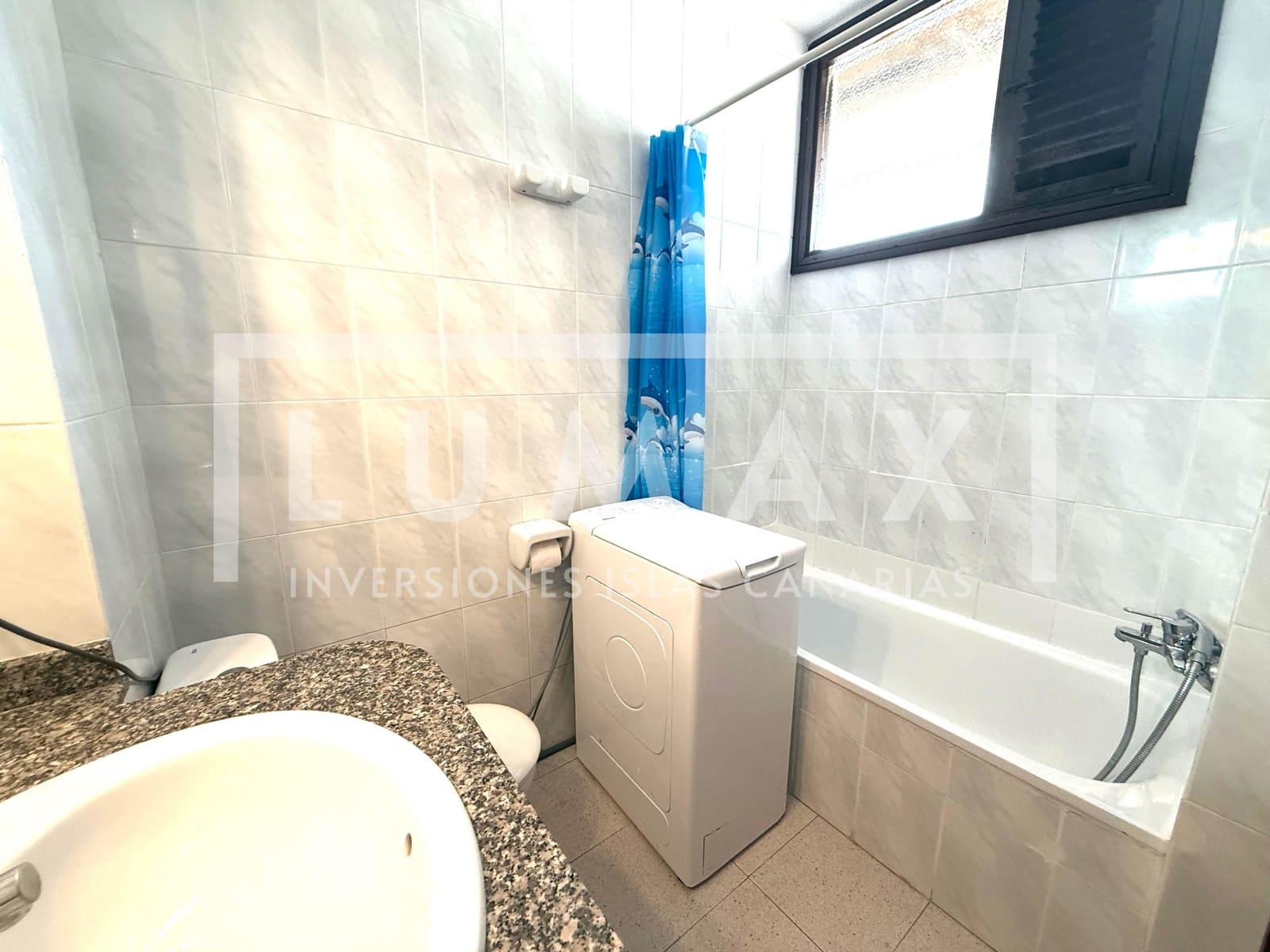 Apartamento de 1 habitación en Playa de las Americas en venta con piscina garaje - 245.000 € (Ref: 9911510)