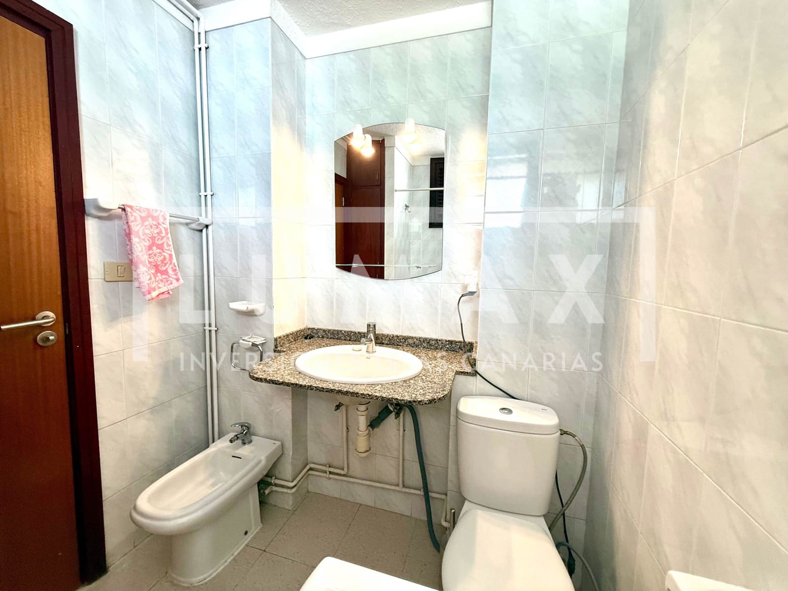 Apartamento de 1 habitación en Playa de las Americas en venta con piscina garaje - 245.000 € (Ref: 9911510)