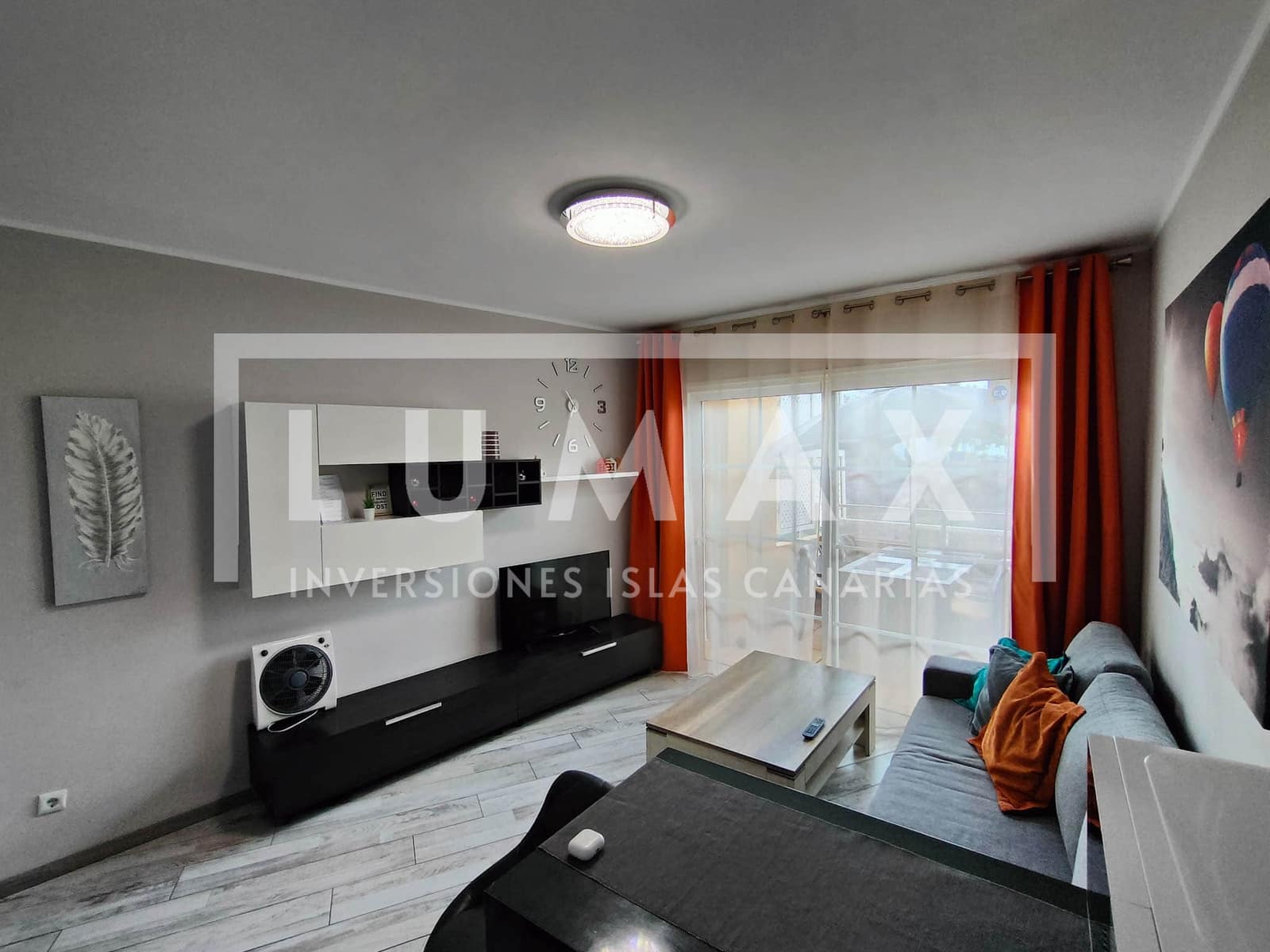 Apartamento de 1 habitación en Costa Adeje en venta con piscina - 295.000 € (Ref: 9911539)