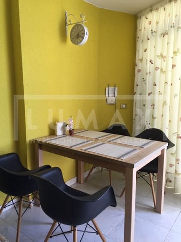1 makuuhuone Huoneisto myytävänä paikassa Playa de las Americas, Arona mukana uima-altaan 
autotalli - 270 000 € (Ref: 9911586)