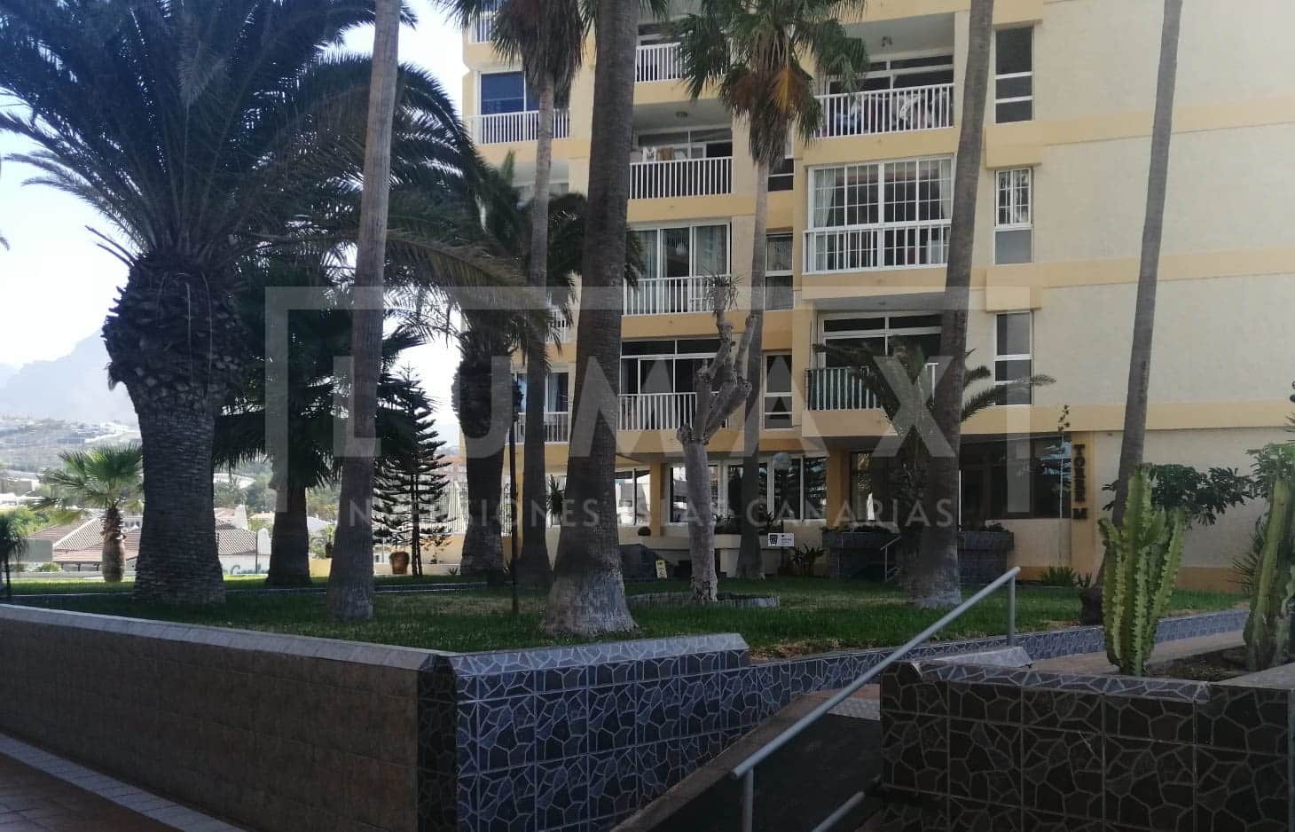 1 makuuhuone Huoneisto myytävänä paikassa Playa de las Americas mukana uima-altaan 
autotalli - 270 000 € (Ref: 9911586)