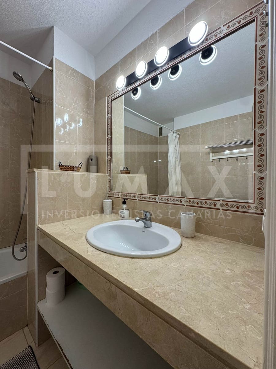1 quarto Apartamento para venda em Costa Adeje com piscina - 255 000 € (Ref: 9911618)