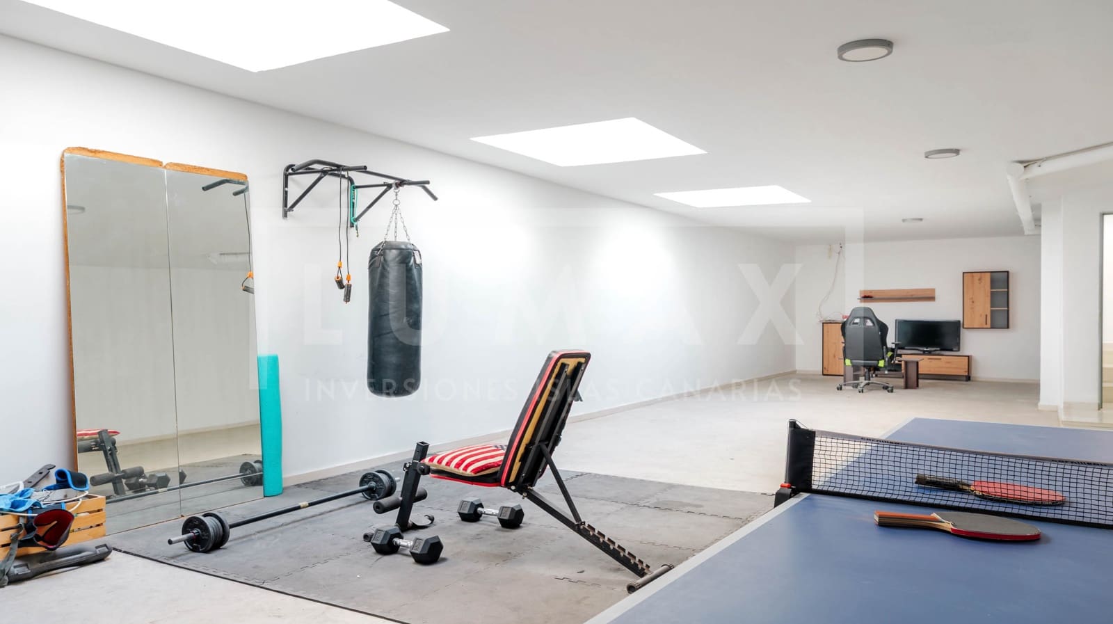4 chambre Villa/Maison à vendre à Costa Adeje avec piscine garage - 2 625 000 € (Ref: 9911804)