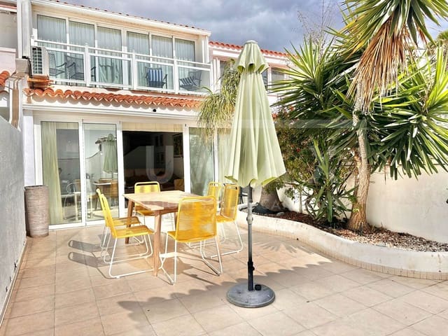 2 sovrum Bungalow till salu i Playa de las Americas, Arona med pool - 795 000 € (Ref: 9918855)