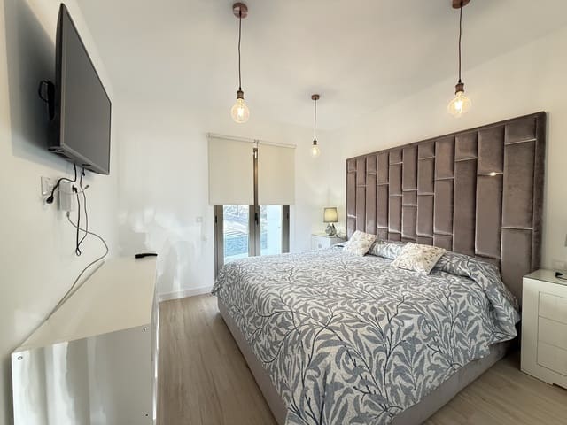 3 sypialnia Dom na sprzedaż w Chayofa, Arona z basenem garażem - 680 000 € (Ref: 9937089)