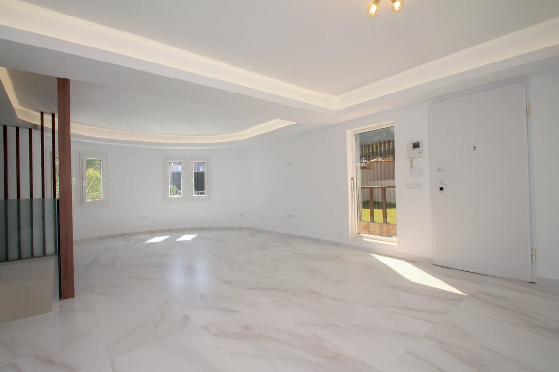 6 camera da letto Villa in vendita in Torrevieja con piscina garage - 665.000 € (Rif: 10077263)